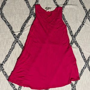 New with tag Sweet Pea USA size S fuchsia dress with pockets